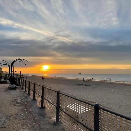 Apartment Met Zeezicht In