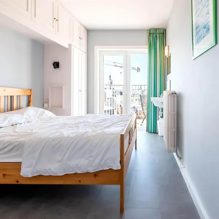 Met Zeezicht In Остенде